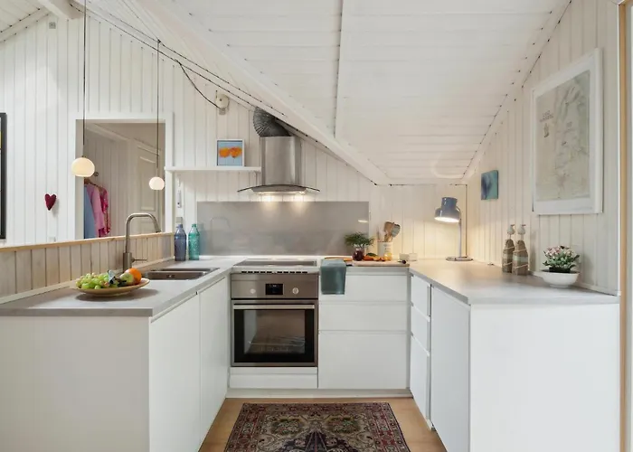 Lovely In With Kitchen *